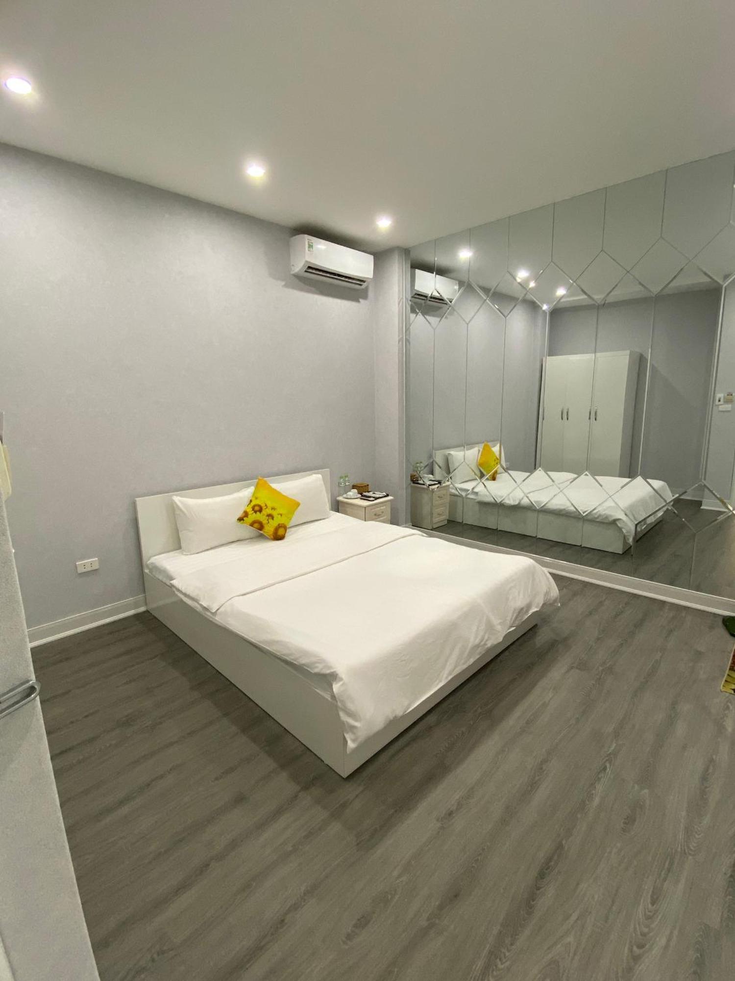 Khách sạn Hướng Dương Hanói Exterior foto